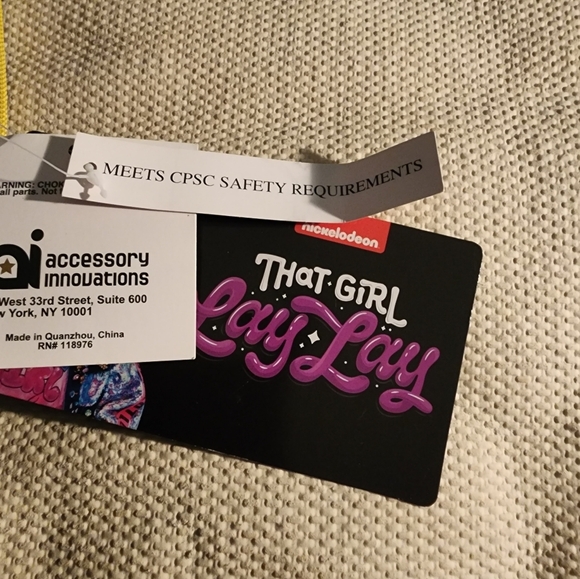 NWT That Girl Lay Lay Insulated Lunch Box - Picture 3 of 8